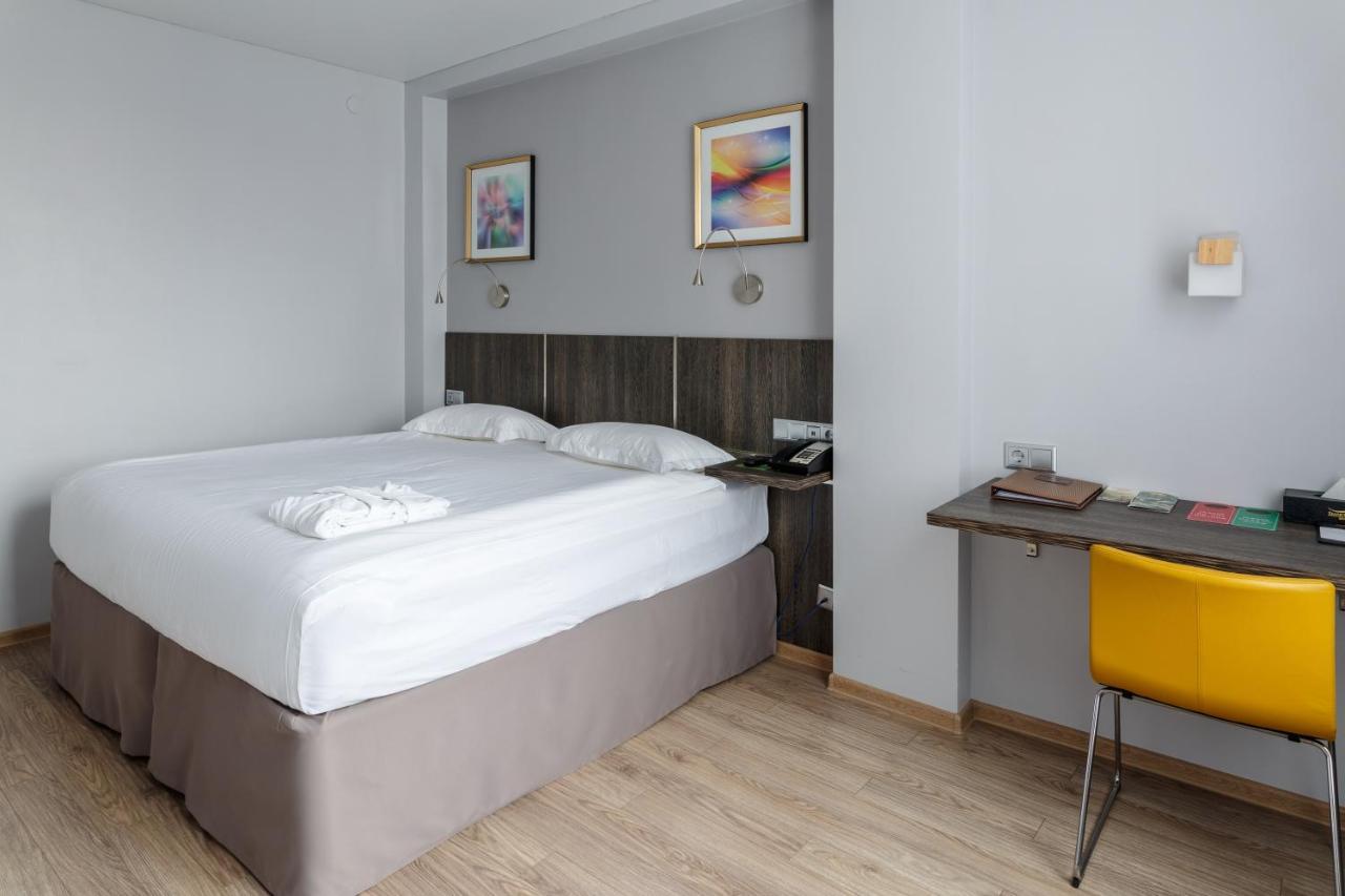 Smart Hotel בישקק מראה חיצוני תמונה